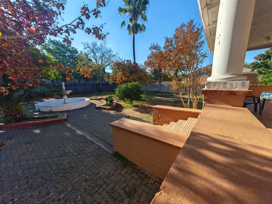5 Bedroom Property for Sale in Navalsig Free State
